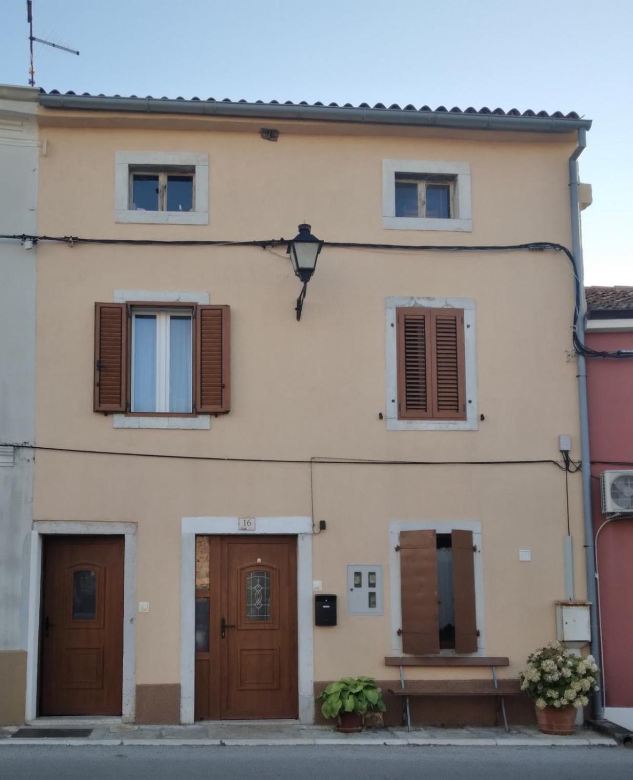 Studio Apartment Rimanic Sveti Lovreč Pazenatički 外观 照片
