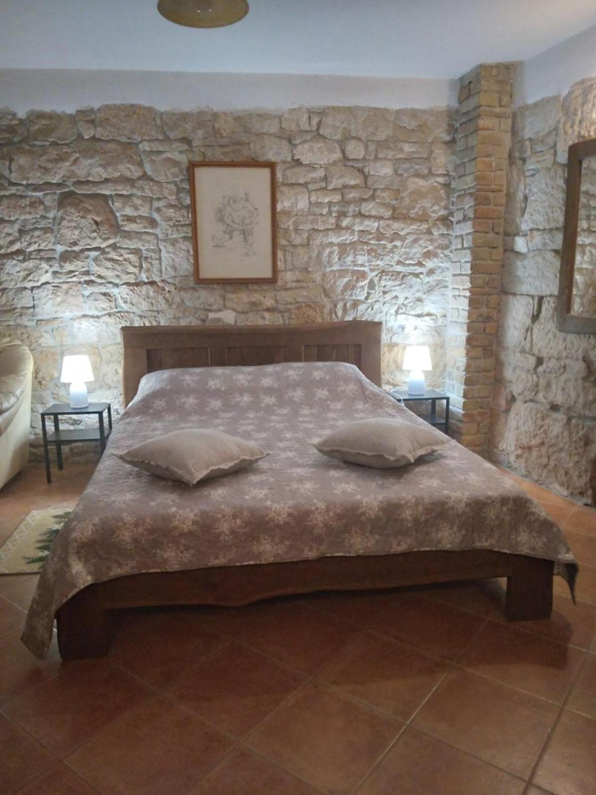 Studio Apartment Rimanic Sveti Lovreč Pazenatički 外观 照片